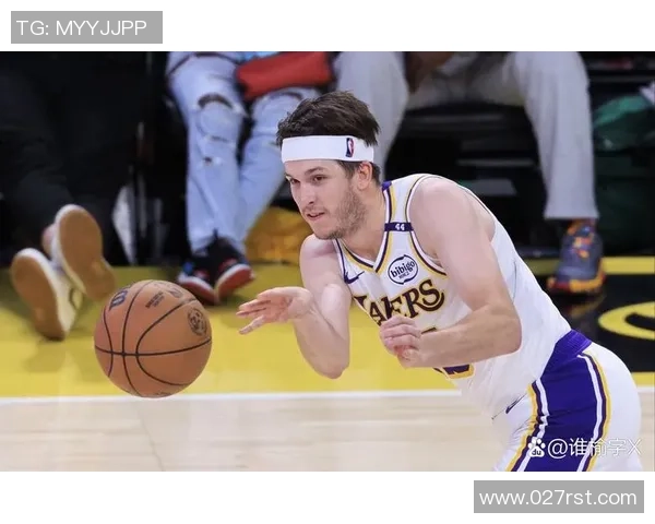 湖人对阵雷霆精彩赛事直播全程回顾与分析