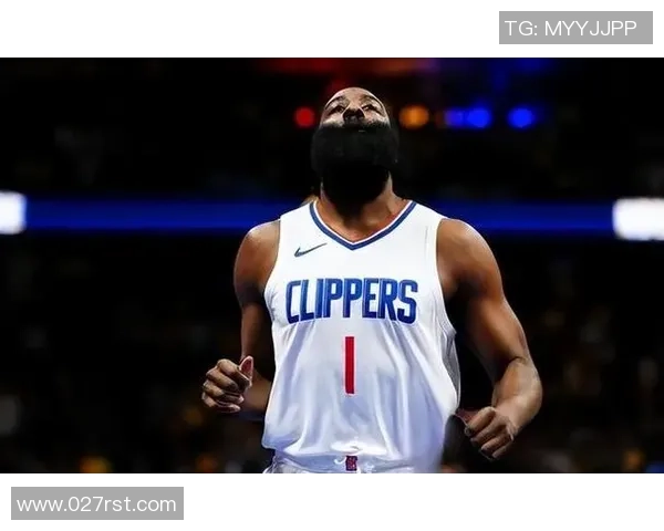 马库斯斯马特的篮球之路与领导力探讨：从新秀到球队核心的成长历程